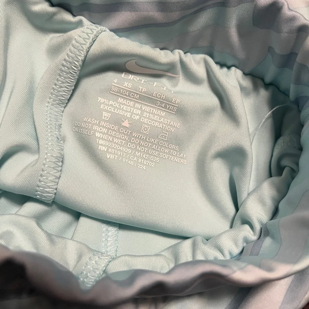 Nike Skort Set Size 4 - Picture 10 of 11